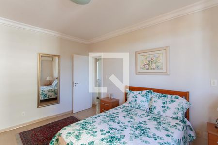 Apartamento à venda com 276m², 4 quartos e 3 vagas Apartamento à venda com 276m², 4 quartos e 3 vagasSuíte