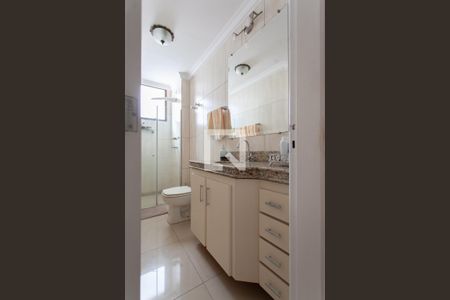 Apartamento à venda com 276m², 4 quartos e 3 vagas Apartamento à venda com 276m², 4 quartos e 3 vagasBanheiro Social