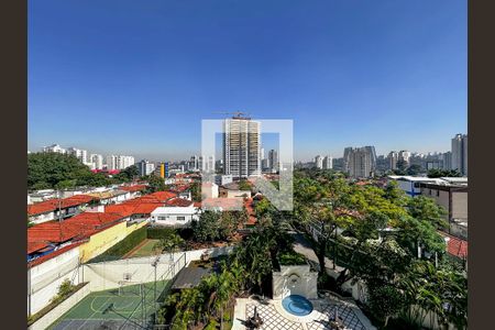 Apartamento à venda com 230m², 4 quartos e 5 vagasVista