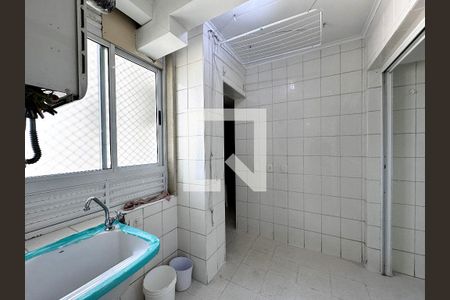 Apartamento à venda com 230m², 4 quartos e 5 vagasÁrea de Serviço 1