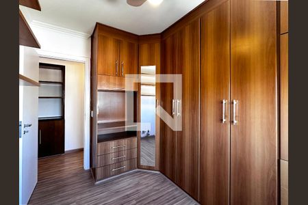 Apartamento à venda com 230m², 4 quartos e 5 vagasQuarto 3