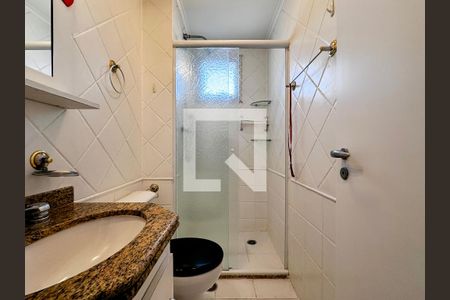 Apartamento à venda com 230m², 4 quartos e 5 vagasBanheiro Social