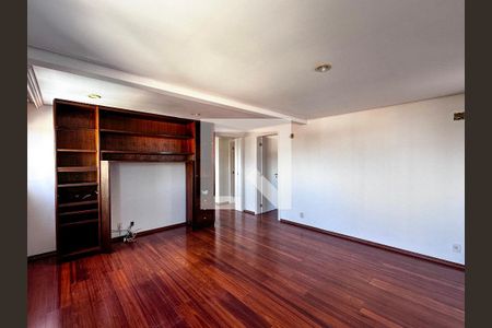 Apartamento à venda com 230m², 4 quartos e 5 vagasSala de Tv