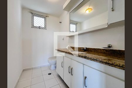 Apartamento à venda com 230m², 4 quartos e 5 vagasLavabo