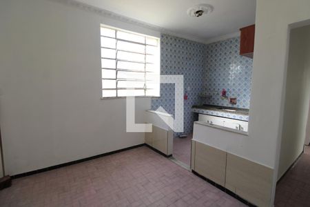 Casa para alugar com 230m², 5 quartos e 1 vagaCozinha