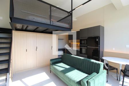 Sala/Cozinha de kitnet/studio à venda com 1 quarto, 43m² em Moema, São Paulo