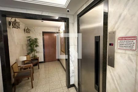 Apartamento à venda com 49m², 1 quarto e sem vagaEntrada