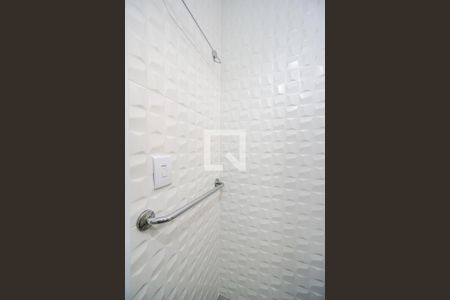 Apartamento à venda com 62m², 3 quartos e 1 vagaBarras de apoio