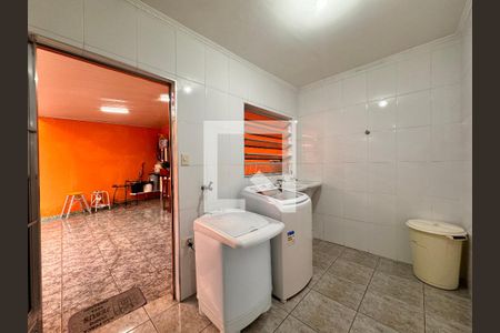Lavanderia de casa à venda com 3 quartos, 325m² em Vila Progresso, Santo André