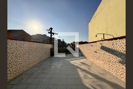 Quintal de casa à venda com 3 quartos, 325m² em Vila Progresso, Santo André