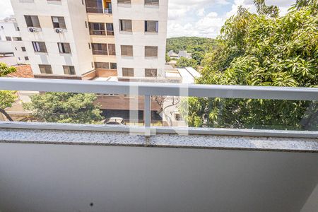 Apartamento à venda com 97m², 3 quartos e 2 vagas Apartamento à venda com 97m², 3 quartos e 2 vagasVaranda da sala