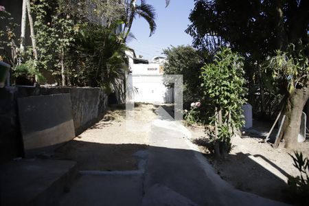 Área de serviço  de casa para alugar com 2 quartos, 360m² em Novo Tupi, Belo Horizonte