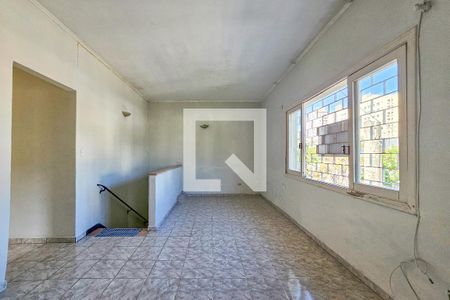 Sala de casa para alugar com 2 quartos, 90m² em Pitangueiras, Guarujá