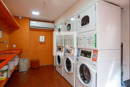 Apartamento à venda com 35m², 2 quartos e sem vagaÁrea comum - Lavanderia