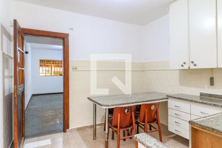 Casa para alugar com 72m², 2 quartos e 1 vagaCozinha