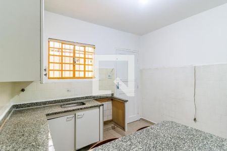 Casa para alugar com 72m², 2 quartos e 1 vagaCozinha