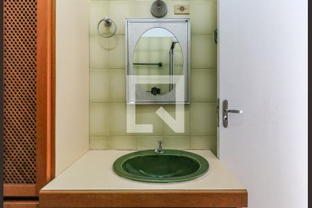 Casa para alugar com 72m², 2 quartos e 1 vagaBanheiro