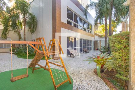 Apartamento à venda com 193m², 4 quartos e 3 vagas Apartamento à venda com 193m², 4 quartos e 3 vagasÁrea comum - Playground