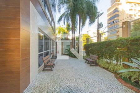 Apartamento à venda com 193m², 4 quartos e 3 vagas Apartamento à venda com 193m², 4 quartos e 3 vagasÁrea comum