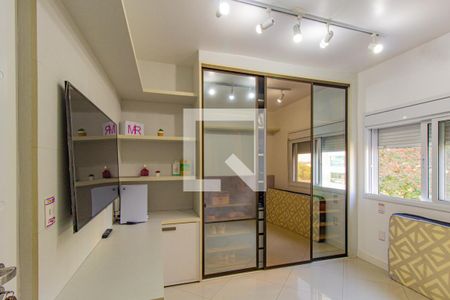 Apartamento à venda com 193m², 4 quartos e 3 vagas Apartamento à venda com 193m², 4 quartos e 3 vagasQuarto 2 - Suíte