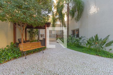 Apartamento à venda com 193m², 4 quartos e 3 vagas Apartamento à venda com 193m², 4 quartos e 3 vagasÁrea comum