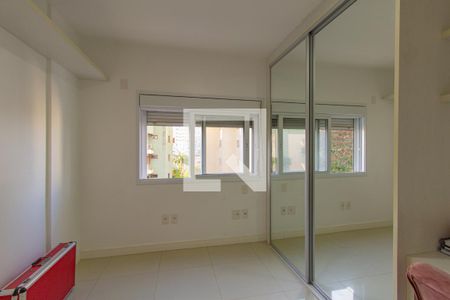 Apartamento à venda com 193m², 4 quartos e 3 vagas Apartamento à venda com 193m², 4 quartos e 3 vagasQuarto 1
