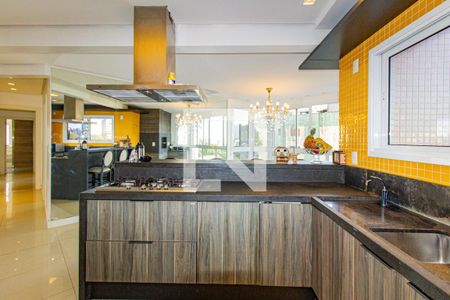 Apartamento à venda com 193m², 4 quartos e 3 vagas Apartamento à venda com 193m², 4 quartos e 3 vagasCozinha - Torneira