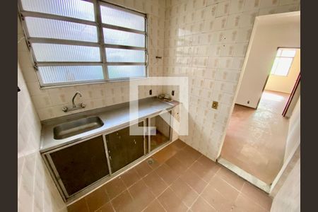 Apartamento à venda com 90m², 2 quartos e sem vagaCozinha