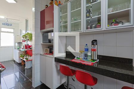 Apartamento à venda com 96m², 3 quartos e 1 vaga Apartamento à venda com 96m², 3 quartos e 1 vagaCozinha e Área de Serviço