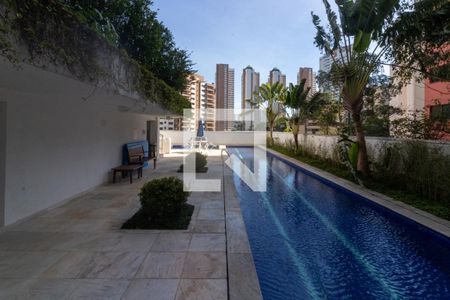 Apartamento à venda com 70m², 2 quartos e 2 vagasÁrea comum - Piscina