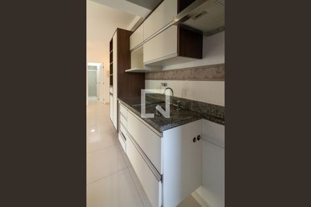 Apartamento à venda com 70m², 2 quartos e 2 vagasCozinha