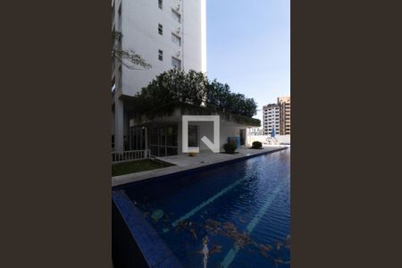 Apartamento à venda com 70m², 2 quartos e 2 vagasÁrea comum - Piscina