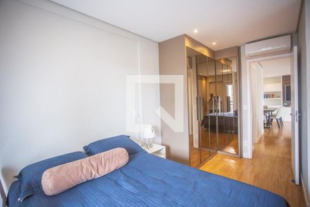 Suíte de apartamento para alugar com 2 quartos, 80m² em Saúde, São Paulo