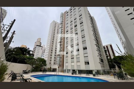 Apartamento à venda com 210m², 4 quartos e 2 vagasFachada