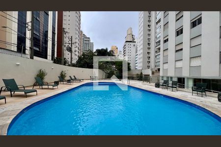 Apartamento à venda com 210m², 4 quartos e 2 vagasPiscina
