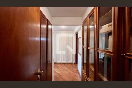 Apartamento à venda com 210m², 4 quartos e 2 vagasSuite 1