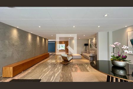 Apartamento à venda com 210m², 4 quartos e 2 vagasHall de entrada