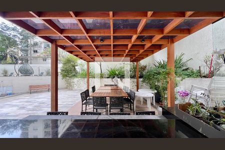 Apartamento à venda com 210m², 4 quartos e 2 vagasChurrasqueira