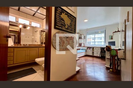 Apartamento à venda com 210m², 4 quartos e 2 vagasSuite 2