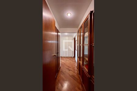 Apartamento à venda com 210m², 4 quartos e 2 vagasSuite 1