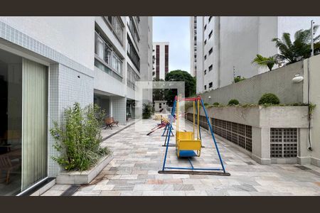 Apartamento à venda com 210m², 4 quartos e 2 vagasPlayground