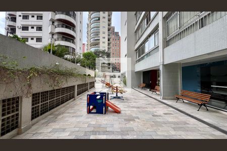 Apartamento à venda com 210m², 4 quartos e 2 vagasPlayground