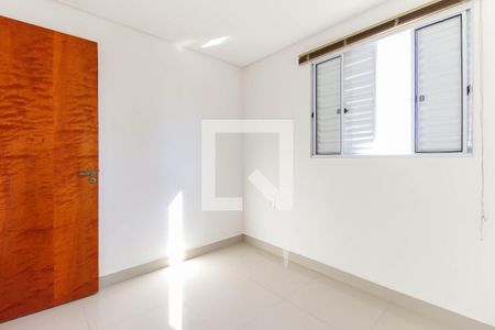 Quarto 1 de apartamento para alugar com 2 quartos, 42m² em Jardim Helena, São Paulo