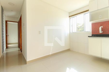 Sala de apartamento para alugar com 2 quartos, 42m² em Jardim Helena, São Paulo