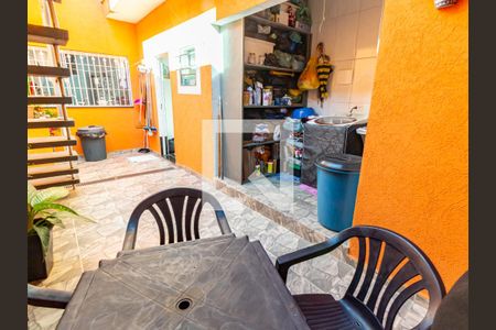 Casa à venda com 160m², 3 quartos e 1 vagaÁrea de Serviço e Quintal