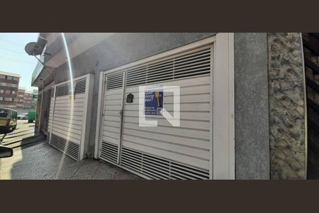 Casa para alugar com 253m², 4 quartos e 2 vagas Casa para alugar com 253m², 4 quartos e 2 vagasPlaca