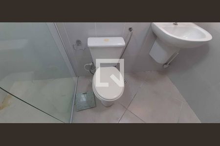 Casa para alugar com 253m², 4 quartos e 2 vagas Casa para alugar com 253m², 4 quartos e 2 vagasBanheiro