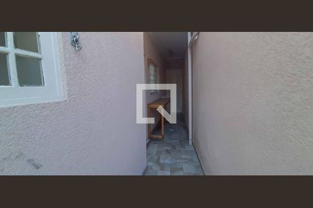 Casa para alugar com 253m², 4 quartos e 2 vagas Casa para alugar com 253m², 4 quartos e 2 vagasEdícula