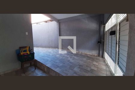 Casa para alugar com 253m², 4 quartos e 2 vagas Casa para alugar com 253m², 4 quartos e 2 vagasGaragem