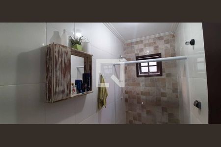 Casa para alugar com 253m², 4 quartos e 2 vagas Casa para alugar com 253m², 4 quartos e 2 vagasBanheiro Social 2